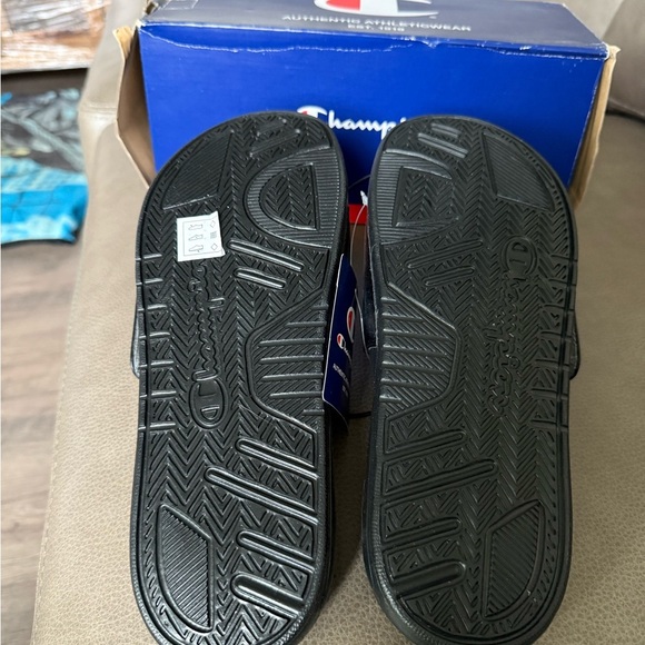 Champion Mega Slide Womens Slip On Sandals Black Split Script Size 8 NWT - Picture 5 of 8